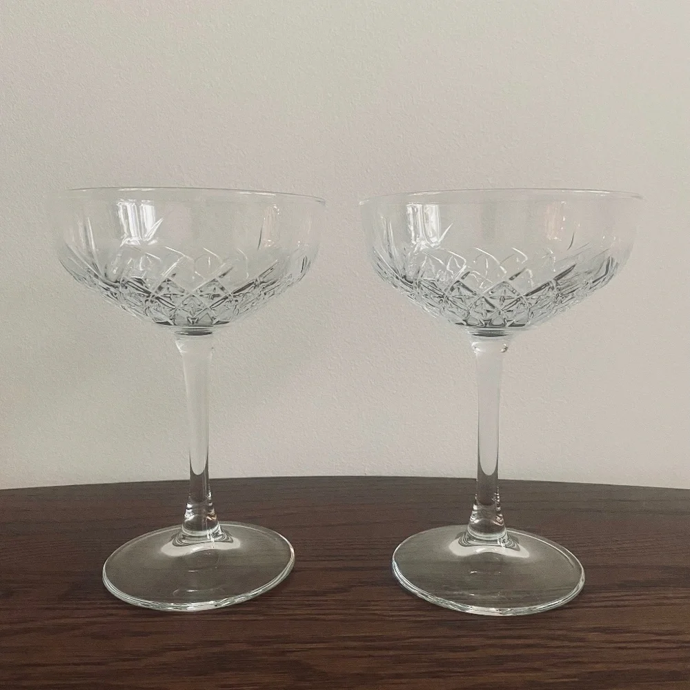 ❤️ Anthropologie Set of 2 Champagne Cocktail Glasses Glass Etched